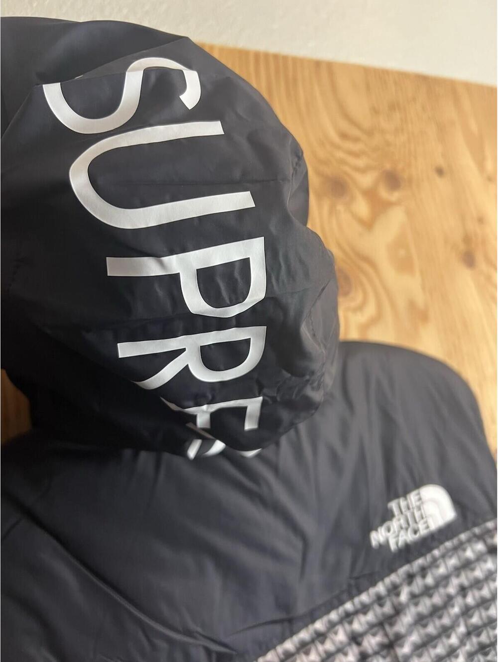 Supreme x The North Face Studded Nuptse Vest Mens M Black Puffer Hoody Jacket - Picture 7 of 15